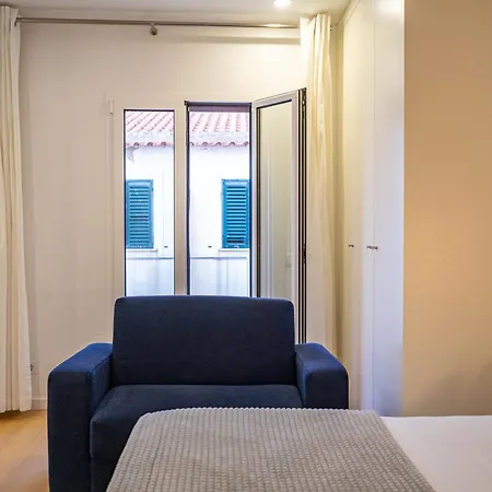 Bed & Breakfast By The Sea - Nazare