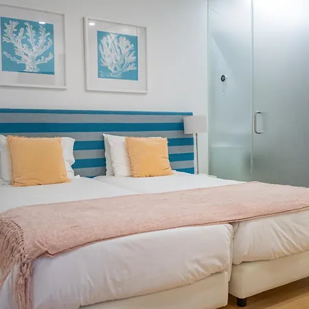 By The Sea - Bed & Breakfast 3*
