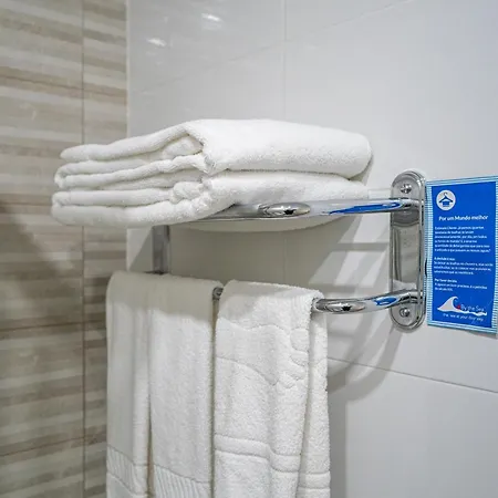 By The Sea - 3* Nazaré