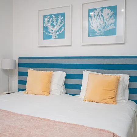 By The Sea - Bed & Breakfast