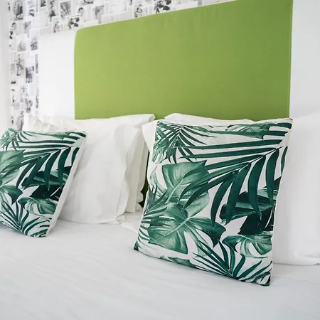 Bed & Breakfast By The Sea - 3*