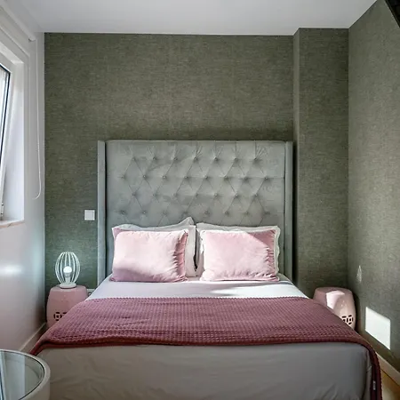 By The Sea - Bed & Breakfast 3*