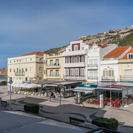 Bed & Breakfast By The Sea - 3*