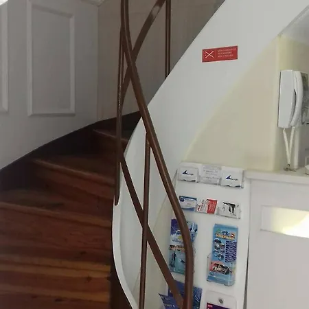 By The Sea - Bed & Breakfast