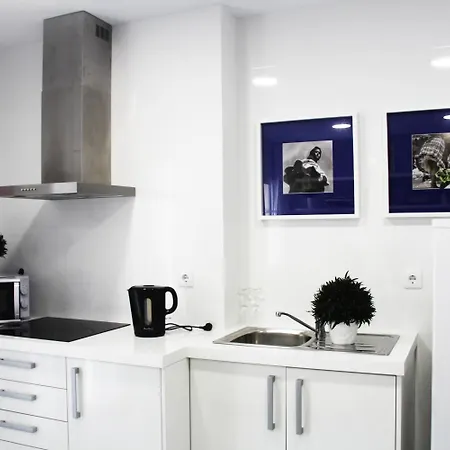 By The Sea - Bed & Breakfast 3*