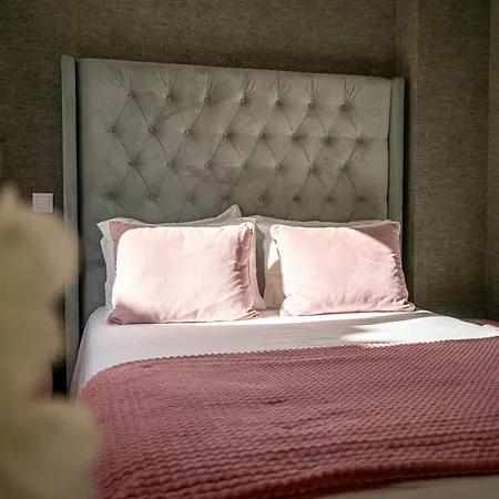 By The Sea - B&B 나자레