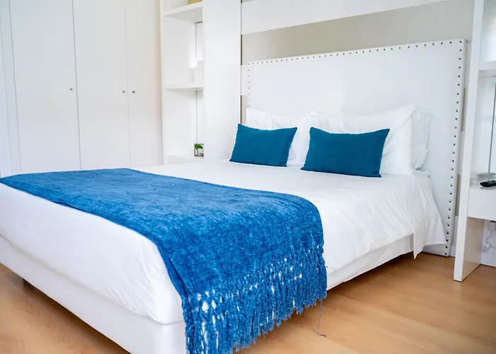 לינה וארוחת בוקר By The Sea -